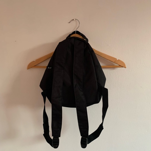 Herschel black mini backpack - Picture 3 of 3